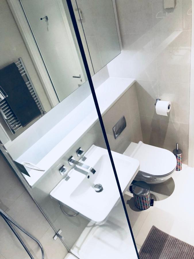 Ultra Modern Room لندن المظهر الخارجي الصورة