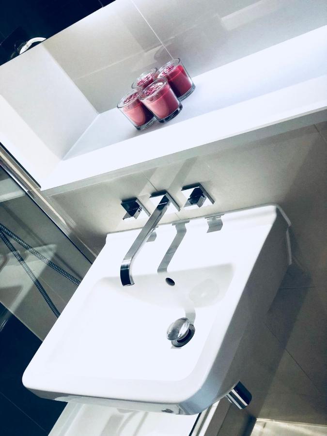 Ultra Modern Room لندن المظهر الخارجي الصورة
